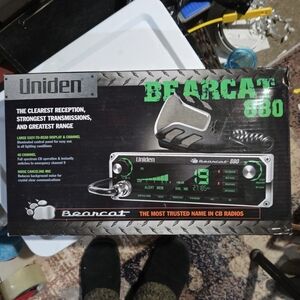 Uniden Bearcat 880 Cb New In Boz